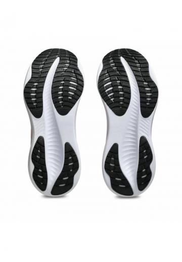 Беговые кроссовки