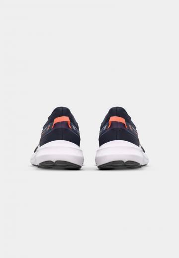 Беговые кроссовки