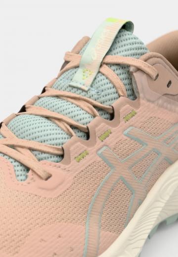 Беговые кроссовки