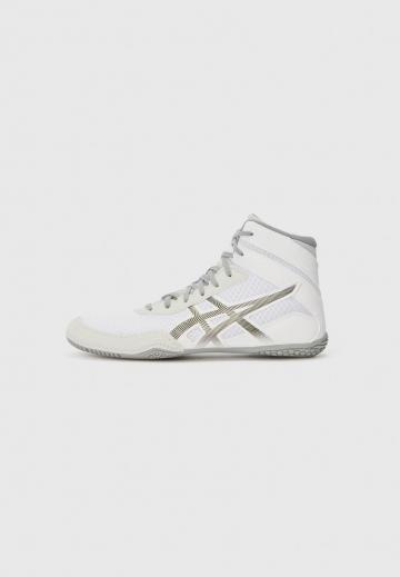 Тренировочные кроссовки