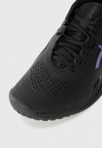 Теннисные кроссовки