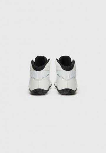 Тренировочные кроссовки