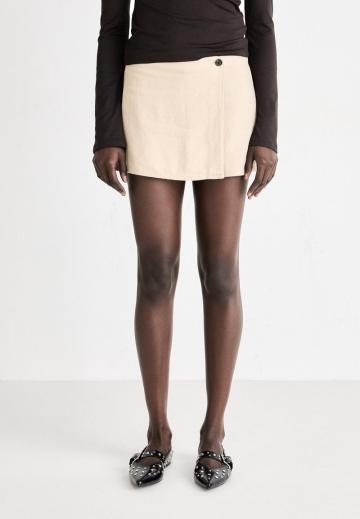 Пляжные шорты