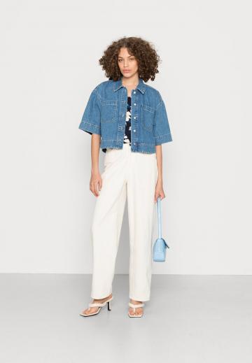 Джинсовая блузка