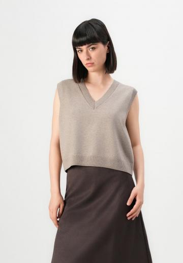 Пуловер без рукавов