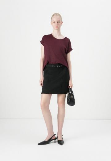 Юбка с накладными карманами