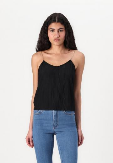 Топ на бретельках