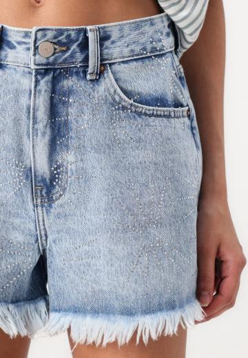 Джинсовые шорты