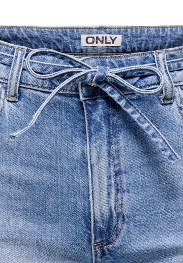 Джинсовые шорты