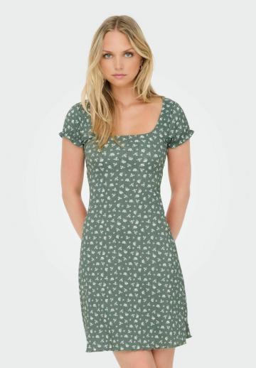 Короткое платье