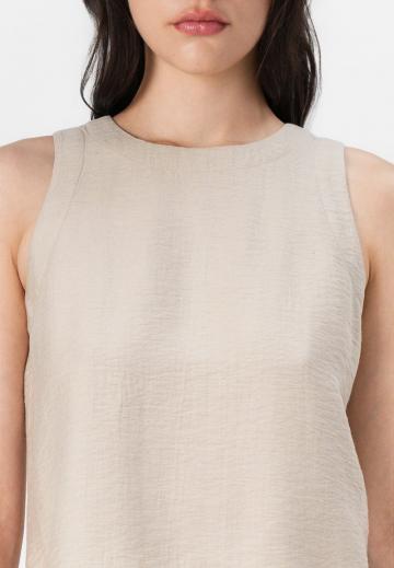Блузка без рукавов