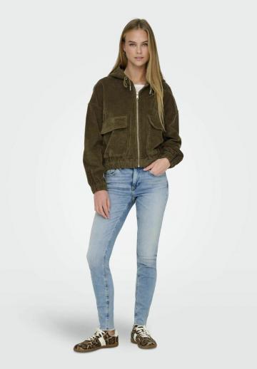 Вельветовая куртка