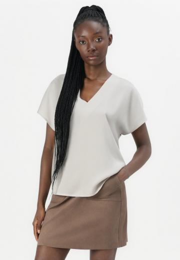 Атласная блузка