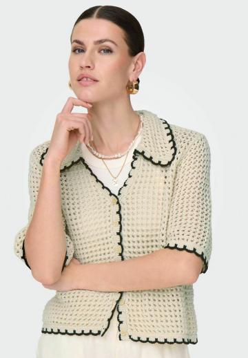 Вязаная кофта