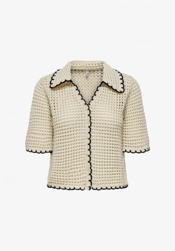 Вязаная кофта