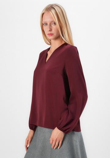 Атласная блузка