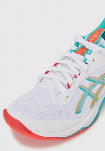 Кроссовки для зала