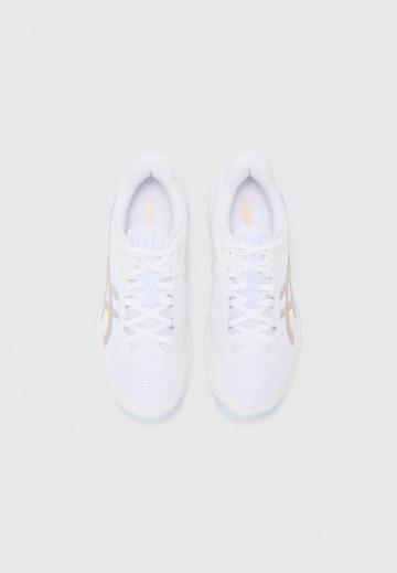 Кроссовки для зала