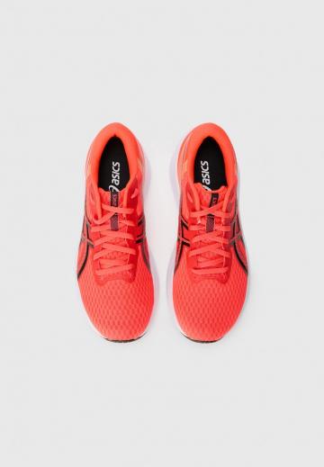 Беговые кроссовки