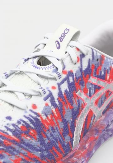 Беговые кроссовки