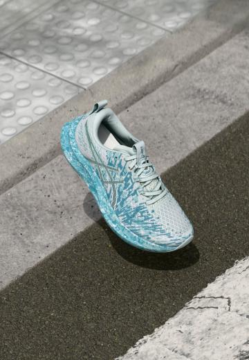 Беговые кроссовки