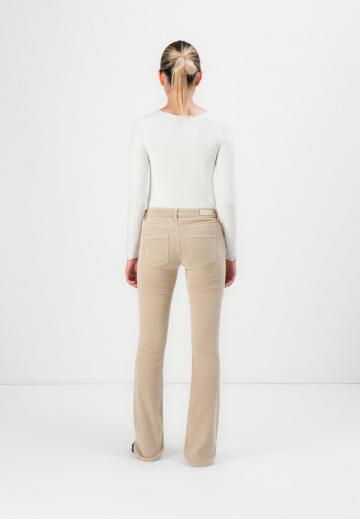 Узкие брюки