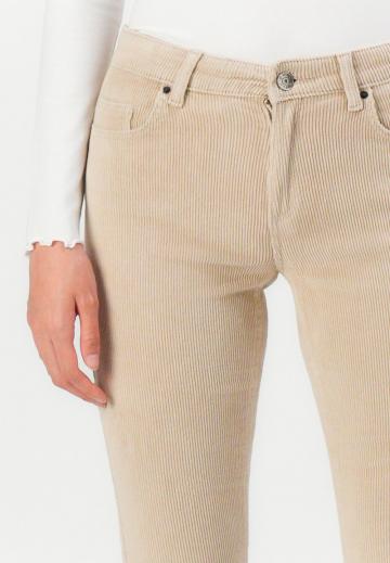 Узкие брюки