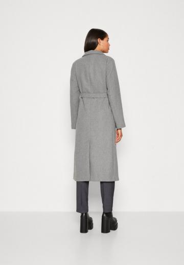 Шерстяное пальто