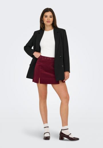 Юбка с накладными карманами