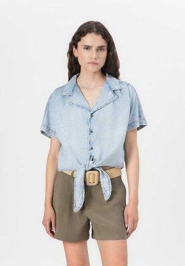 Джинсовая блузка