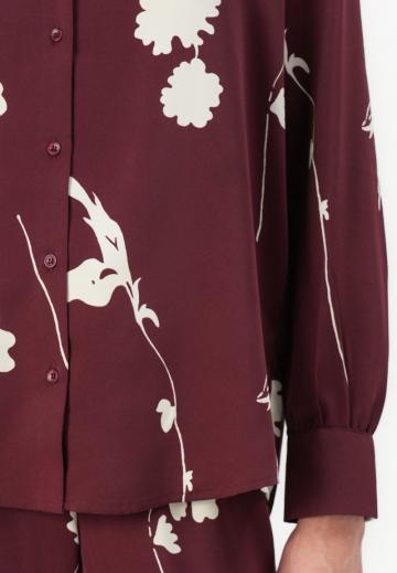 Атласная блузка