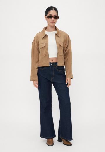 Клешеные джинсы