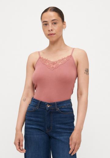 Топ на бретельках