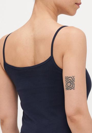 Топ на бретельках