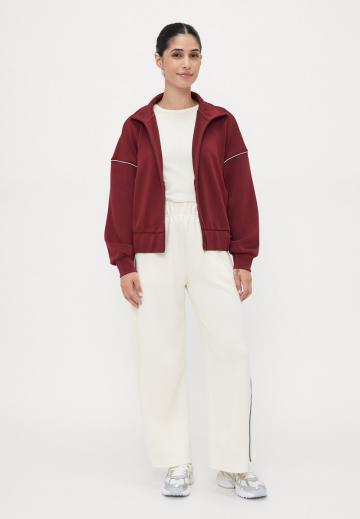 Спортивная куртка