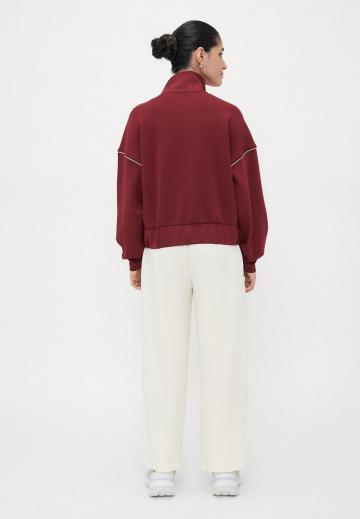 Спортивная куртка