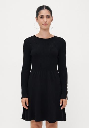 Вязаное платье