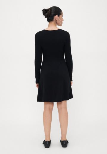 Вязаное платье