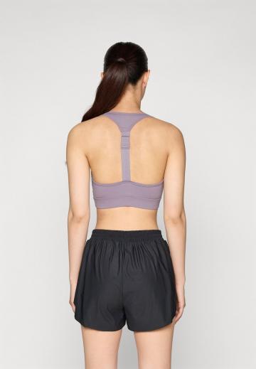 Спортивный бюстгальтер