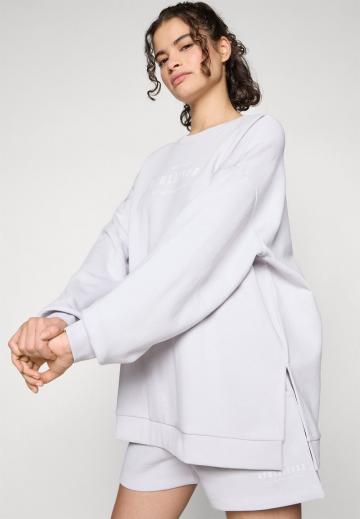 Спортивная толстовка