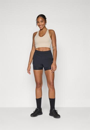 Бюстгальтер без косточек