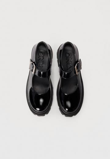 Полуботинки