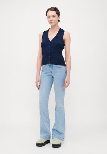 Клешеные джинсы