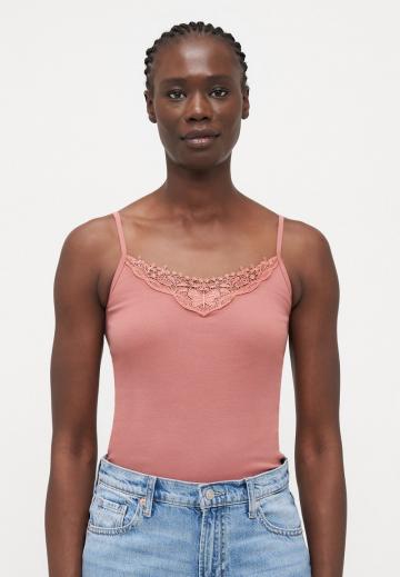 Топ на бретельках