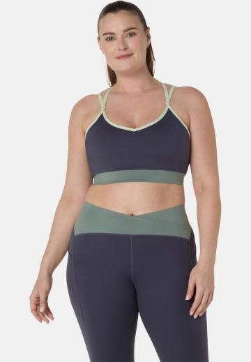 Спортивный бюстгальтер
