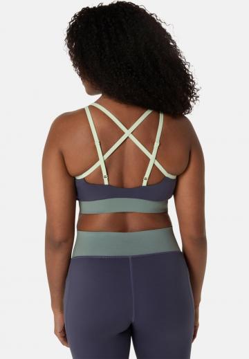 Спортивный бюстгальтер