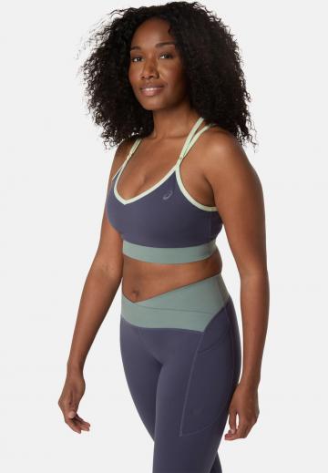 Спортивный бюстгальтер