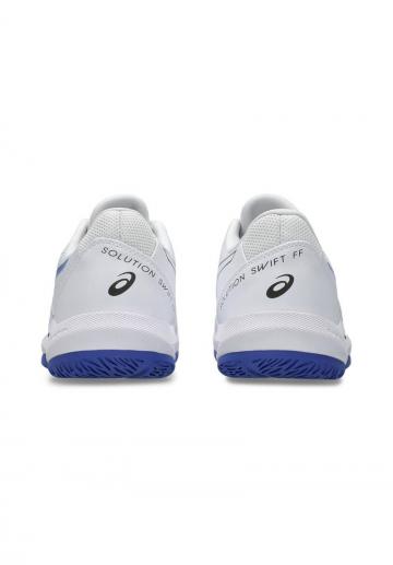 Теннисные кроссовки