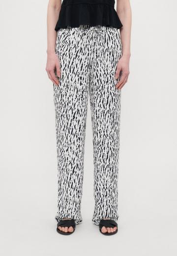 Широкие брюки