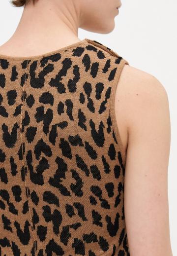 Пуловер без рукавов